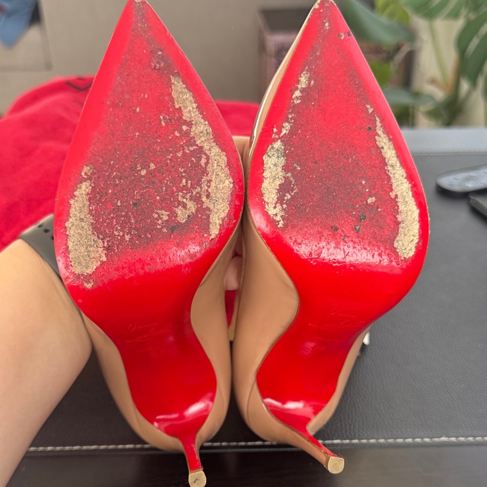 Christian Louboutin Nude Patent Leather Pumps - Picture 6 of 7